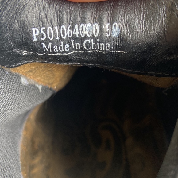 Fly London Black Yave Leather Ankle Chelsea Boot - Picture 5 of 5